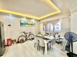 Blk 108 Teck Whye Lane (Choa Chu Kang), HDB Executive #470264081